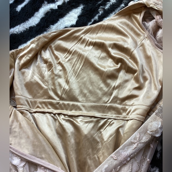 NWT Mac Duggal 3D Floral One Shoulder Gown. B282 - Picture 16 of 16